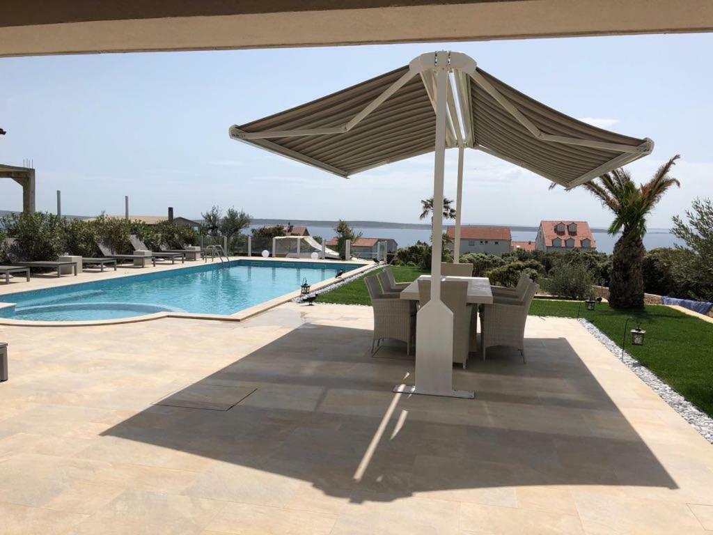 Luxury Apartments White Villa Violeta Mandre Exterior foto