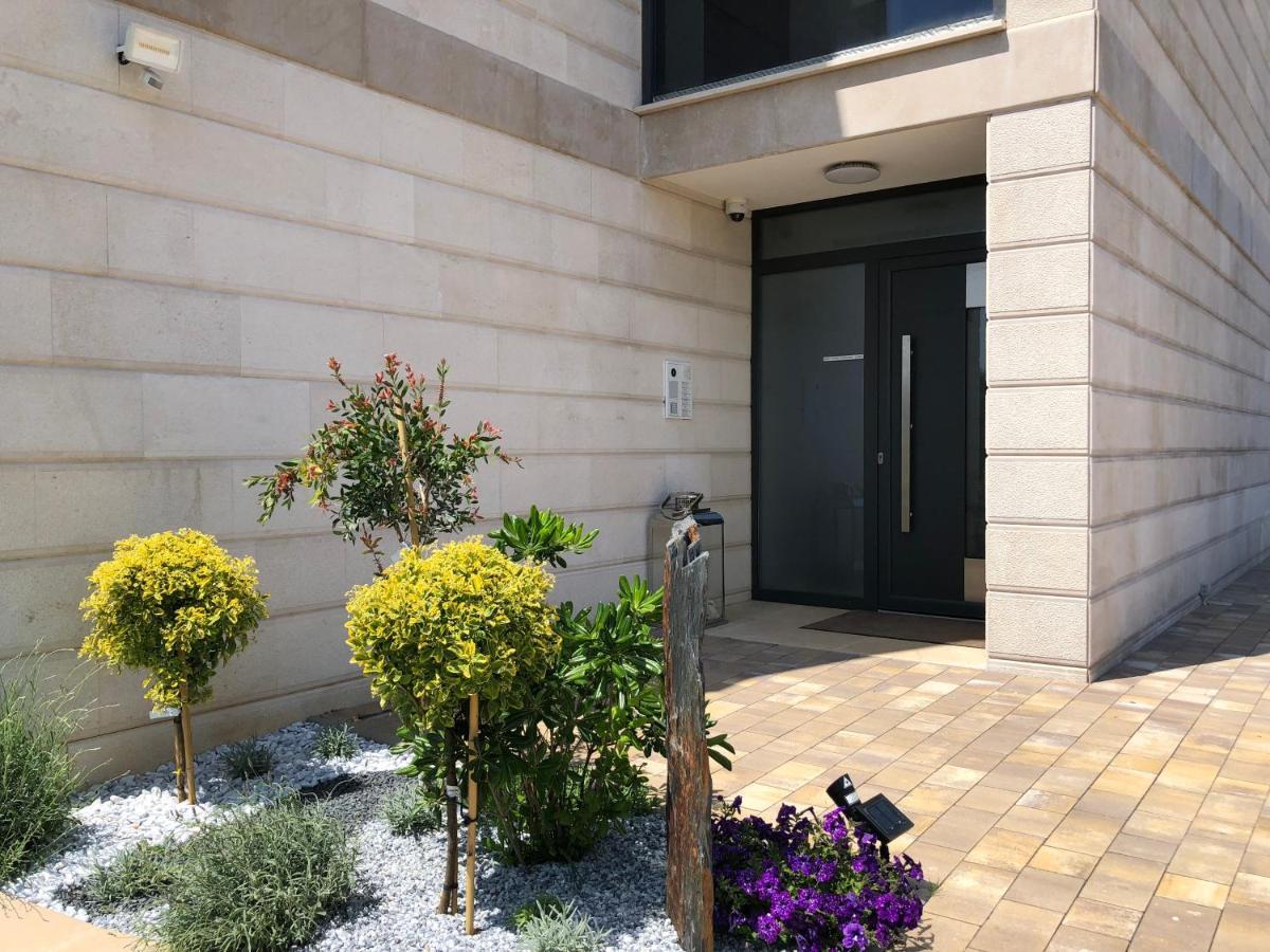 Luxury Apartments White Villa Violeta Mandre Exterior foto